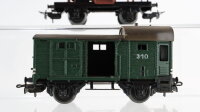 Märklin H0 Konvolut Hochbordwagen mit Bremserhaus "311" Güterzugbegleitwagen "310" Schotterwagen "367" Güterwagen "390" alt Länderbahn