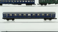 Arnold/Roco N Konvolut Personenwagen Abteilwagen "Touropa", Gepäckwagen "GoldStar", Abteilwagen 2.Kl., Mitteleinstiegswagen (1 Kupplung fehlt) DB