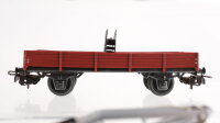 Märklin H0 Konvolut Güterwagen Kranwagen, Kranschutzwagen, Niederbordwagen mit Raupe, Hochbordwagen, gedeckter Güterwagen mit Schlusslichter DB