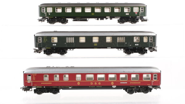Märklin H0 Konvolut Reisezugwagen, Speisewagen "DSG", Postwagen DB, DRG