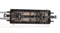 Piko H0 Konvolut Güterwagen Kesselwagen "Shell Chemicals", Weinfasswagen "Holzfässer", Kranwagen mit Schutzwagen DR, u.a.