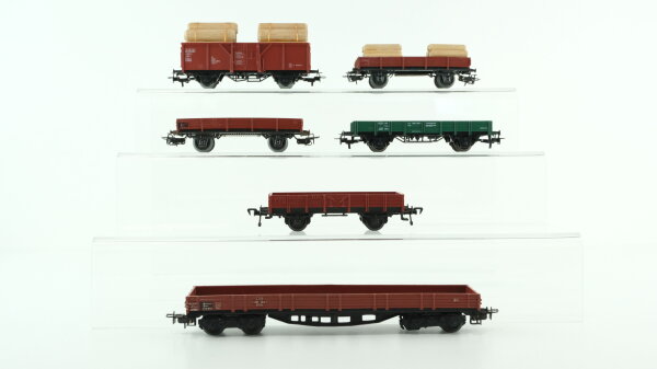 Märklin H0 Konvolut Kranschutzwagen Niederbordwagen Hochbordwagen mit Holz Niederbordwagen mit Holz Nierderboirdwagen 4-achsig DB