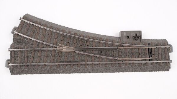 Märklin H0 24612 Weiche rechts 188,3 mm / R2=437,5 mm / 24,3° (mit Decoder / mit Antrieb)