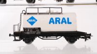 Märklin H0 Konvolut Güterwagen 3 x Bananenwagen, 2 x Kesselwagen DB