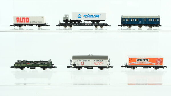 Märklin Z Konvolut Güterwagen Hupackwagen mit Auflieger und Sattelschlepper, Containerwagen "ALNO Küche", Kühlwagen "Spatenbräu München", Containerwagen "Wirth", Niederbordwagen Bauzug mit Zubehör, Bauzug Aufenthaltswagen DB, u.a.