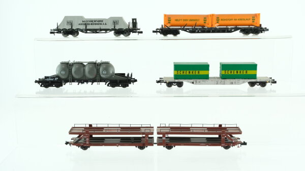 Minitrix N Konvolut Güterwagen Autotransportwagen 2-teilig, Schwerlastwagen mit Ladung, Containerwagen, Kugelsilowagen DB, u.a.
