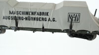 Minitrix N Konvolut Güterwagen Autotransportwagen 2-teilig, Schwerlastwagen mit Ladung, Containerwagen, Kugelsilowagen DB, u.a.