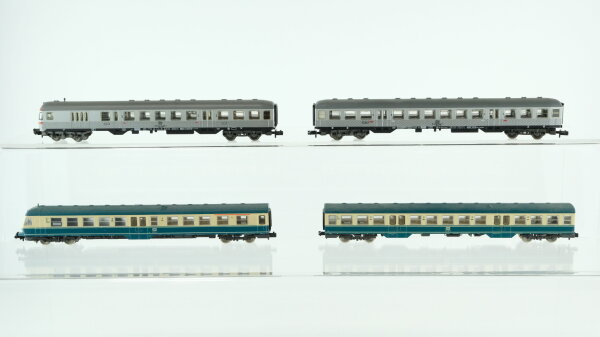 Fleischmann N Konvolut Steuerwagen mit Gepäckabteil 2.Kl. silber Personenwagen 2.Kl. silber Steuerwagen 1./2.Kl. beige-grün Personenwagen 2.Kl. beige-grün DB