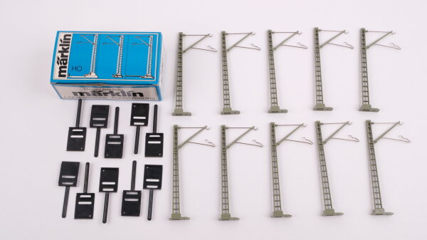 Märklin H0 7509 Oberleitungs-Masten mit Metallfuß für K-Gleise (10 Stk.)
