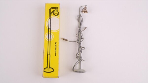 Märklin H0 7048 Bogenlampe (gelber Karton)