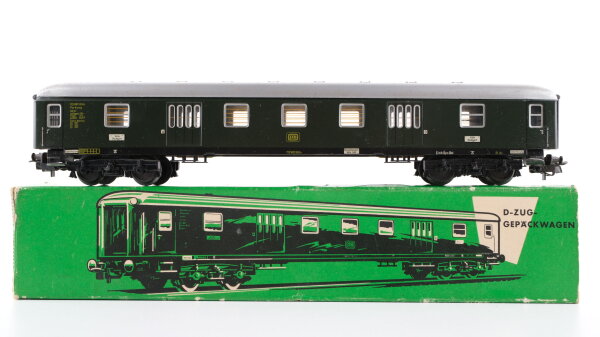 Märklin H0 4026 Reisezugwagen Pw4ymg / Pw4ym der DB