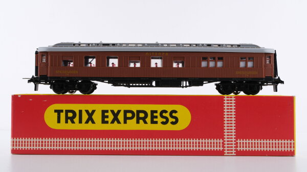 Trix H0 3373 Speisewagen 772 Mitropa (mit Beleuchtung)