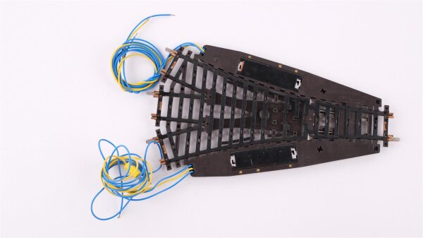 Märklin H0 2270 Symmetrische Dreiwegweiche (in OVP blau)