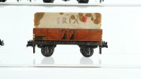 Trix H0 Konvolut Güterwagen Drehschemelwagen 2-teilig mit Balken, Planenwagen (sehr alt), Drehschemelwagen mit Bremserhaus beladen, 2 x Güterzugbegleitwagen DB, u.a.