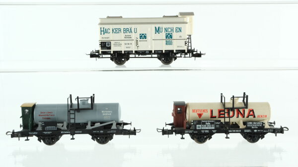 Trix H0 Konvolut Güterwagen Kühlwagen mit Bremserhaus "Haker Bräu München", Benzin Transportwagen mit Brtemserhaus "Zeller & Gmelin, Leuna" DRG, Württemberg
