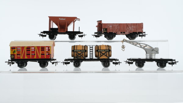 Märklin H0 Konvolut Gedeckter Güterwagen (386 Hühnerwagen) Schotterwagen (367 Talbot) Hochbordwagen mit Bremserhaus (311) Kranwagen (366) Weinfasswagen Länderbahn