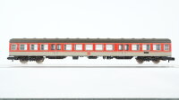 Fleischmann N Konvolut Grossraumwagen 2.Kl. orange-grau Abteilwagen 2.Kl. beige-oceanblau Steuerwagen 1./2.Kl. mit Beleuchtung mint-weiss DB