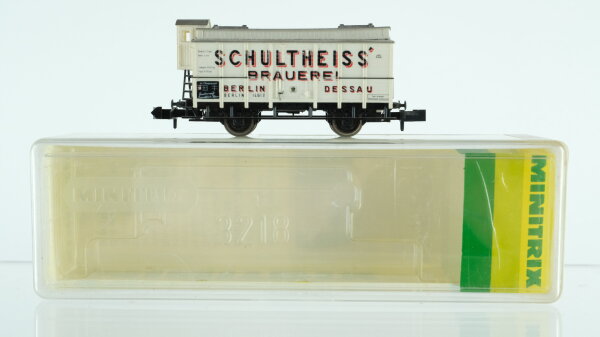 希少　MINITRIX 12610 BR41 Minitrix N 13601 Gedeckter Güterwagen Schultheiss G 10
