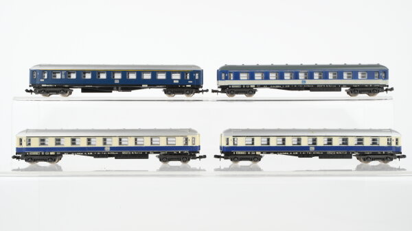 Lima N Konvolut Personenwagen 1.Kl. blau Personenwagen 2.Kl. bleu-beige Personenwagen 1.Kl. beige-blau DB