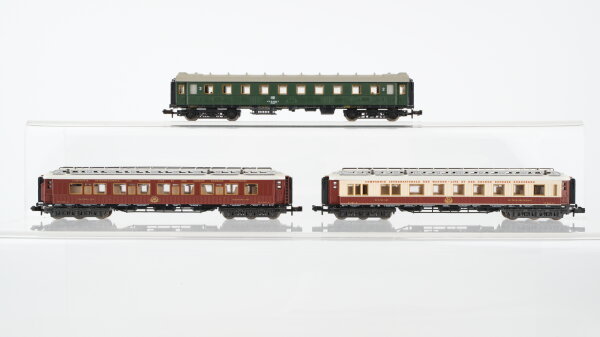 Minitrix N Konvolut Speisewagen beige-braun Schlafwagen braun Personenwagen 2.Kl. grün DB/C.I.W.L.