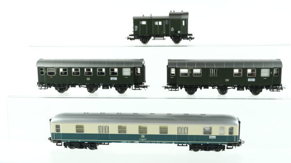 Märklin H0 Konvolut Personenwagen 2.Kl. Personenwagen mit Stückgutabteil 2.Kl. 3achsig Packwagen beige-oceanblau Personenzugbegleitwagen DB