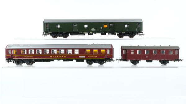 Schicht/Unbekannt H0 Speisewagen "Mitropa" Postwagen "Deutsche Post" DB/u.a.