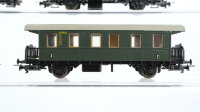 Unbekannt H0 Konvolut Personenwagen 2.Kl. Packwagen grün Länderbahn