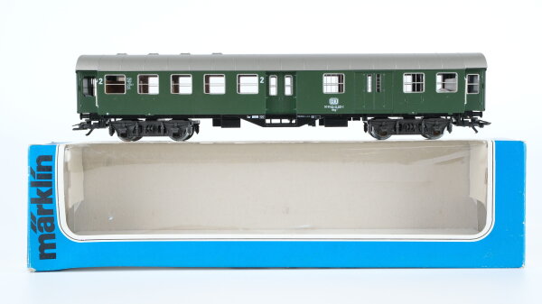 Märklin H0 4133 Reisezugwagen (PERSONENWAGEN 2.KL MIT GEPÄCKABTEIL) BDyg 533 der DB