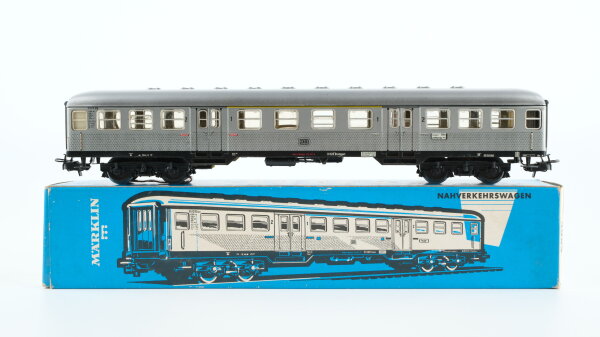Märklin H0 4083 Reisezugwagen (Silberling) 1./2.Kl. AB4nb / ABnb 703 / ABnr der DB (mit Beleuchtung)