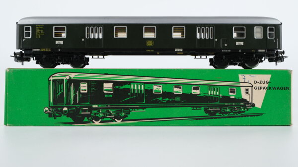 Märklin H0 4026 Gepäckwagen (Pw4ym, 112401 Köln) Pw4ymg / Pw4ym der DB