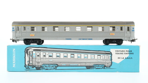 Märklin H0 4050 Reisezugwagen A81027 der SNCF