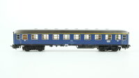 Märklin H0 4051 Reisezugwagen (Schnellzugwagen, 51 80 10-40 167-8) 1.Kl. Aüm 202 DB