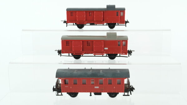 Unbekannt H0 Konvolut Personenwagen 2.Kl. rot Packwagen rot Nebenbahn