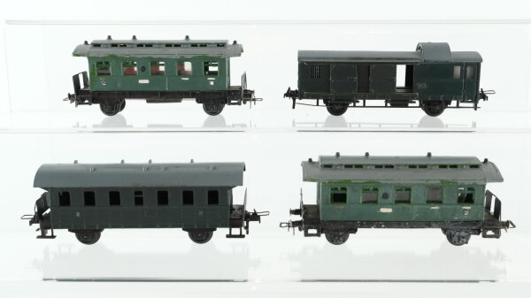 Unbekannt H0 Konvolut Personenwagen mit Oberlichtern 2.Kl. Personenwagen 2.Kl. Packwagen Nebenbahn