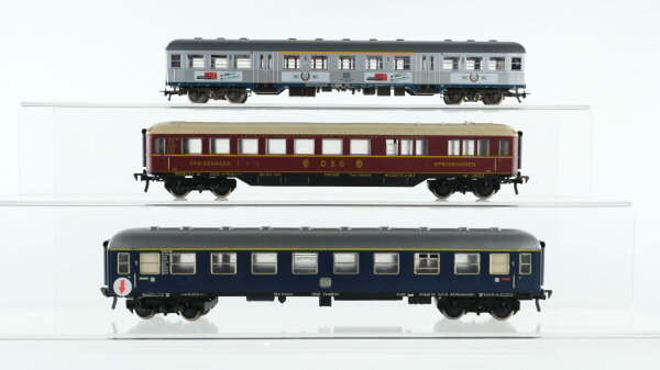 Fleischmann H0 Konvolut Speisewagen "DSG" Grossraumwagen 1.Kl. blau Personenwagen "Silberling" 1./2.Kl. DB