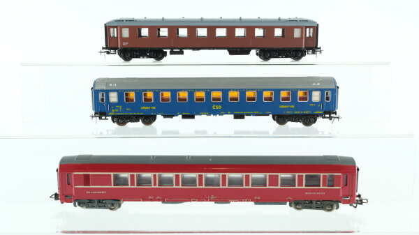 Schicht/Jouef/Unbekannt H0 Konvolut Abteilwagen blau Restaurantwagen rot Personenwagen braun SJ/CSD/u.a.