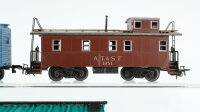 Bachmann/Unbekannt H0 Konvolut Viehtransportwagen "Santa Fe" Gedeckter Güterwagen "State of Main Potatoes" Caboose "A.T. & S.F." USA
