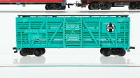 Bachmann/Unbekannt H0 Konvolut Viehtransportwagen "Santa Fe" Gedeckter Güterwagen "State of Main Potatoes" Caboose "A.T. & S.F." USA