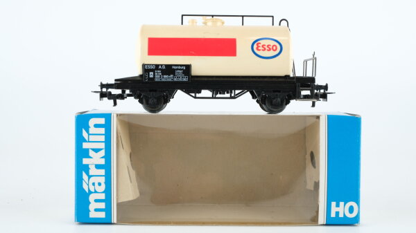 Märklin H0 4441 Mineralöl-Kesselwagen ESSO  Einheitskesselwagen der DB