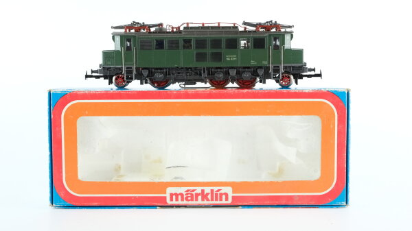 Märklin H0 3049 E-Lok BR 104 021-1 DB Wechselstrom (vermutlich verharzt)