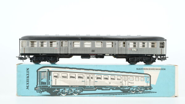 Märklin H0 4042 Reisezugwagen B4nb der DB
