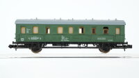 Minitrix N Konvolut Personenwagen Abteilwagen 3.Kl., Gepäckwagen, Wohn-/Schlafwagen DB, u.a.