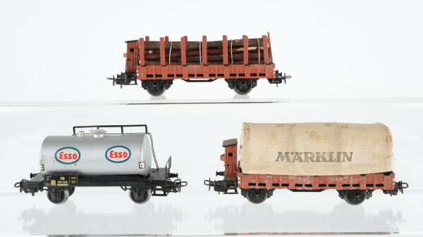 Märklin H0 Konvolut Niederbordwagen mit Bremserhaus und Plane Rungenwagen mit Bremserhaus "Holzstämme" Kesselwagen "Esso" DB/u.a.