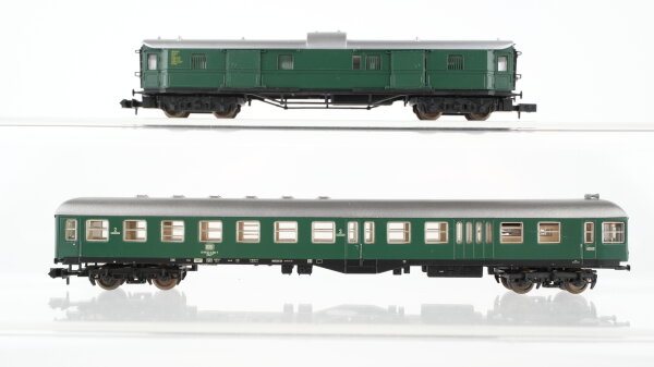 Arnold N Konvolut Personenwagen Großraumwagen mit Steuerabteil/Schlusslicht beleuchtet, Gepäckwagen mit 4 Schiebetüren DB, u.a.