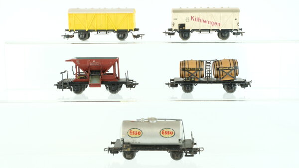 Märklin H0 Konvolut Gedeckte Güterwagen Kesselwagen "Esso" Weinfasswagen "308" Schotterwagen DB