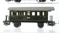 Märklin H0 Konvolut Personenwagen Packwagen grün Blech Nebenbahn