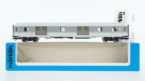 Märklin H0 4283 Gepäckwagen Dm 902 der DB