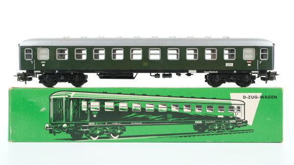 Märklin H0 4022 Personenwagen 2.Kl. grün DB (Rostanhaftungen)