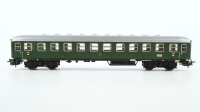 Märklin H0 4022 Personenwagen 2.Kl. grün DB