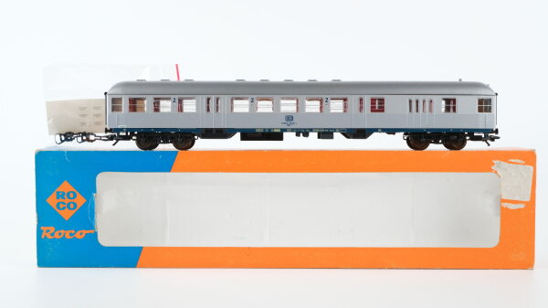 Roco H0 4264S Nahverkehrswagen (Silberling) 2. Kl. mit Gepäckabteil DB